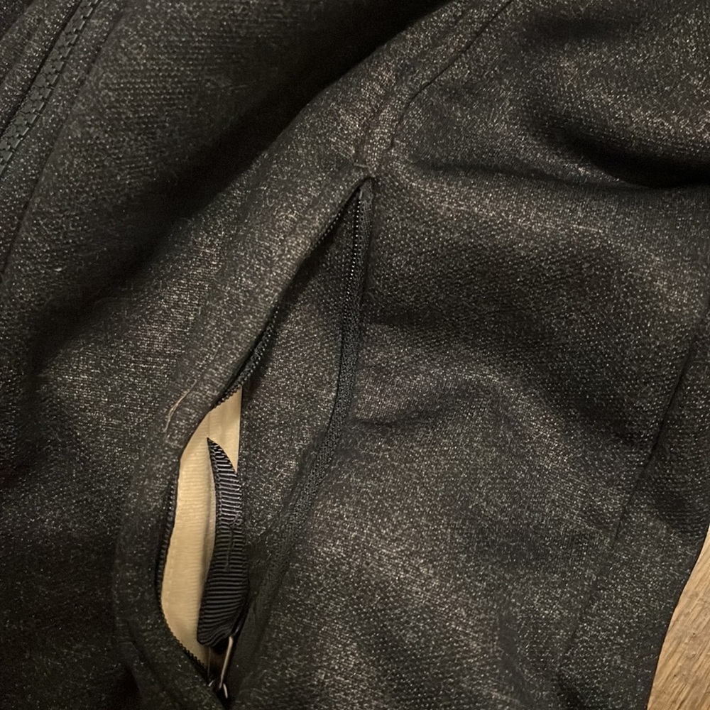 The North Face women’s canyon lands full zip with hood - Picture 4 of 4